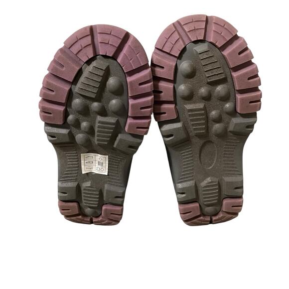 Skechers | Snow Slopes Rainier Insulated Boot Girls Waterproof Gray/Lavender 10 - Picture 3 of 9